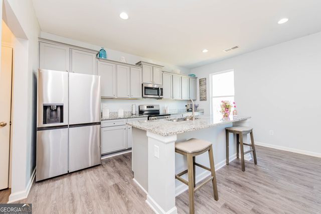 137 Red Birch Lane, Warner Robins, GA 31093