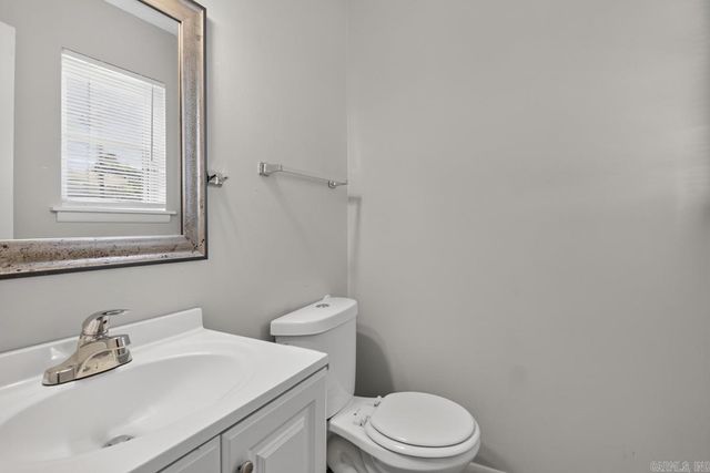 1004 E 11th Street, North Little Rock, AR 72114