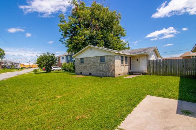 1004 E 11th Street, North Little Rock, AR 72114