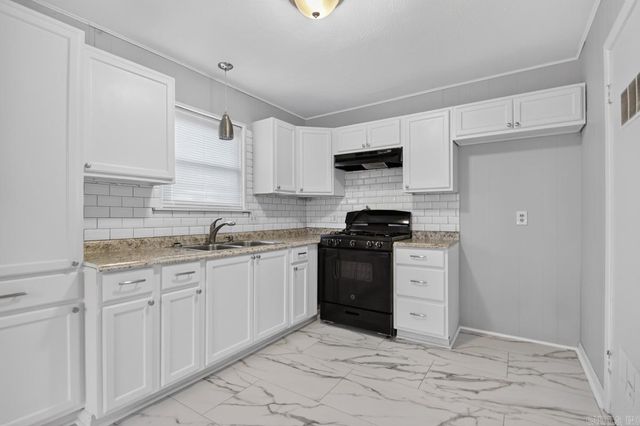 1004 E 11th Street, North Little Rock, AR 72114