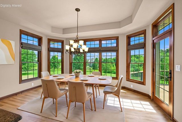 20110 Settlers Hollow LANE, New Berlin, WI 53146