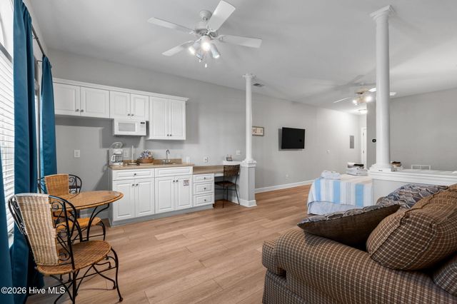 141 Avian Drive Apt 3810, Sunset Beach, NC 28468
