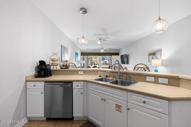 141 Avian Drive Apt 3810, Sunset Beach, NC 28468