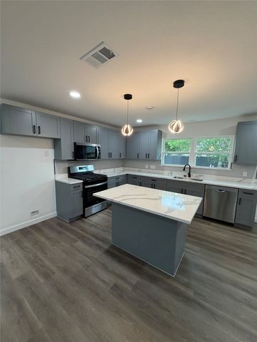 2710 Eastbrook Drive, Mesquite, TX 75150