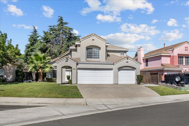 1920 Tahoe Cir, Tracy, CA 95376