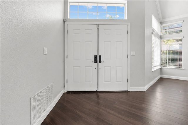 1920 Tahoe Cir, Tracy, CA 95376