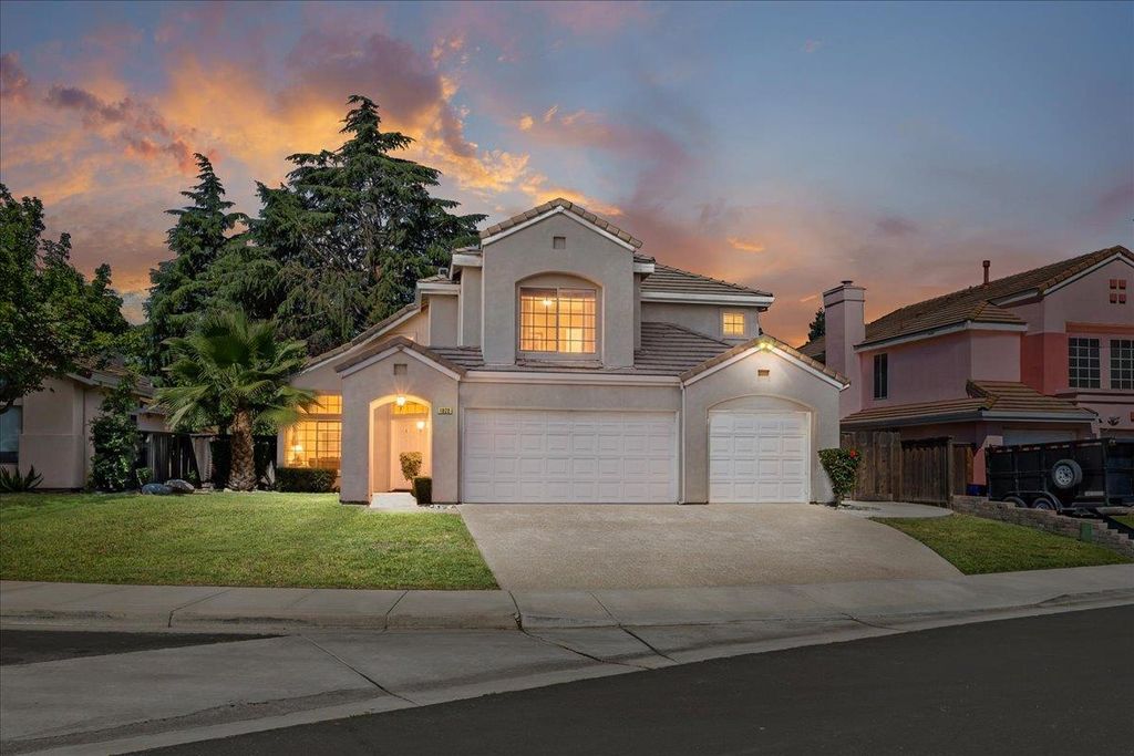 1920 Tahoe Cir, Tracy, CA 95376