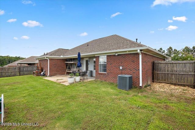 612 Shadowridge Drive, Brandon, MS 39047