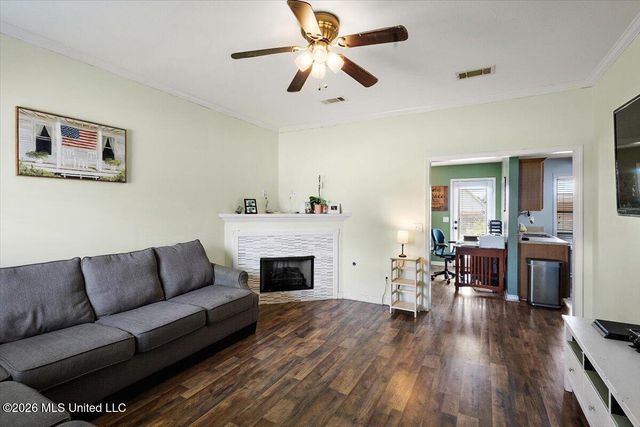 612 Shadowridge Drive, Brandon, MS 39047