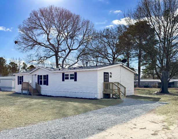 202 Hopesway Drive, Dudley, NC 28333
