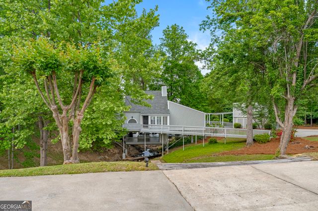 2354 Gwendale Drive E, Lizella, GA 31052