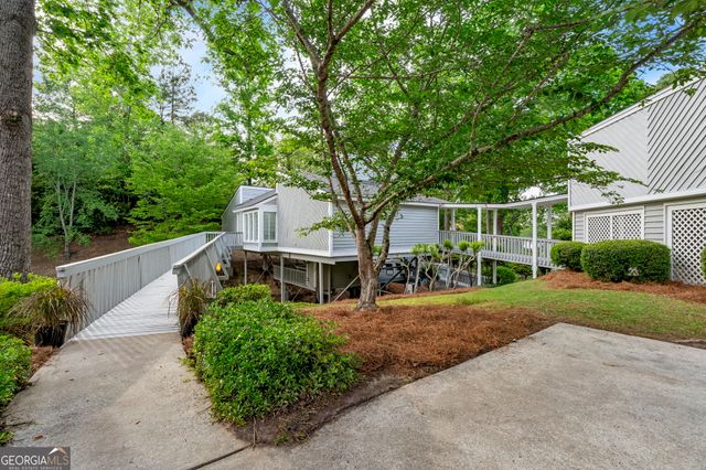 2354 Gwendale Drive E, Lizella, GA 31052