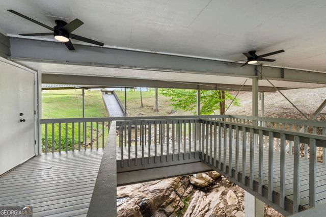 2354 Gwendale Drive E, Lizella, GA 31052