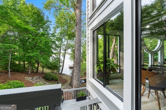 2354 Gwendale Drive E, Lizella, GA 31052