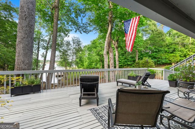 2354 Gwendale Drive E, Lizella, GA 31052
