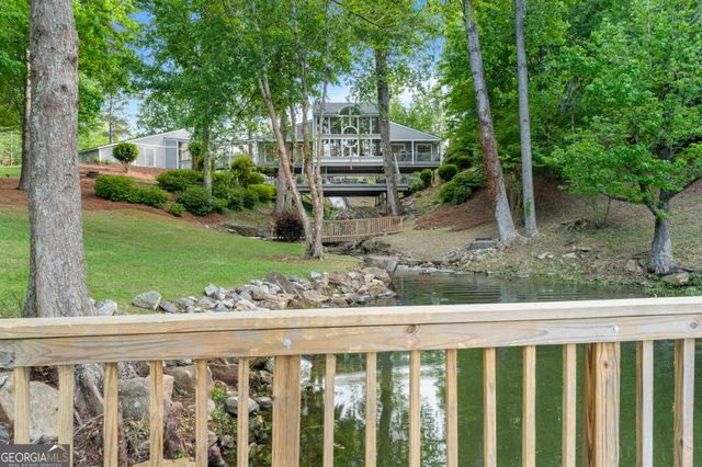 2354 Gwendale Drive E, Lizella, GA 31052