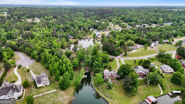 2354 Gwendale Drive E, Lizella, GA 31052