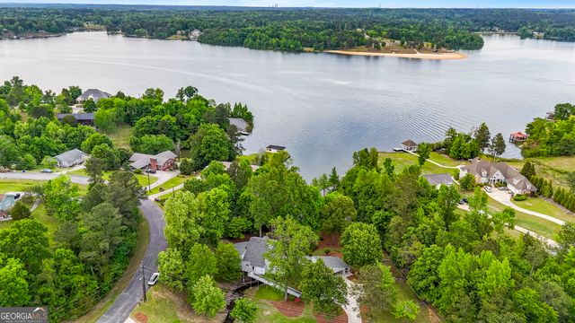 2354 Gwendale Drive E, Lizella, GA 31052