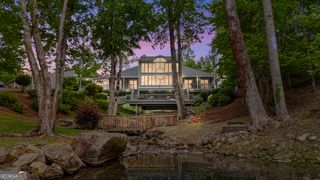 2354 Gwendale Drive E, Lizella, GA 31052