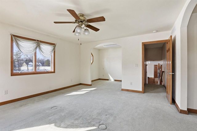 W134 COUNTY ROAD UU, Kaukauna, WI 54130