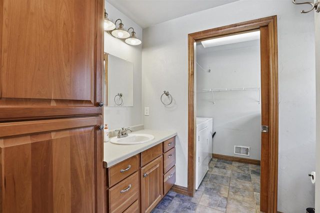 W134 COUNTY ROAD UU, Kaukauna, WI 54130