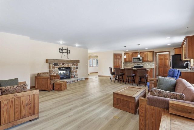 W134 COUNTY ROAD UU, Kaukauna, WI 54130