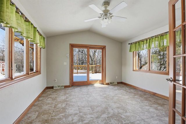 W134 COUNTY ROAD UU, Kaukauna, WI 54130