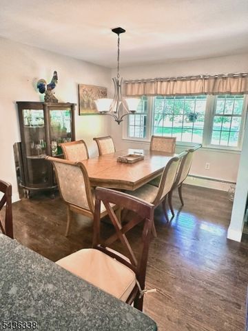 4 Laurel Pl, Chester Twp., NJ 07930