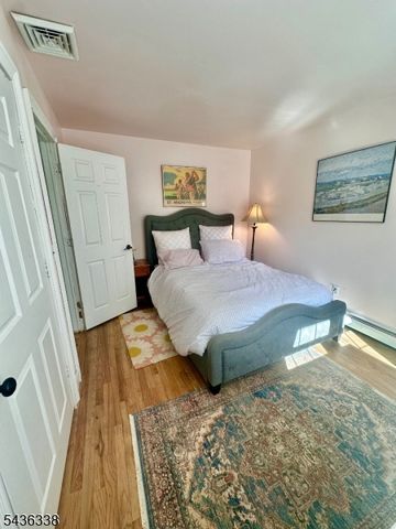 4 Laurel Pl, Chester Twp., NJ 07930