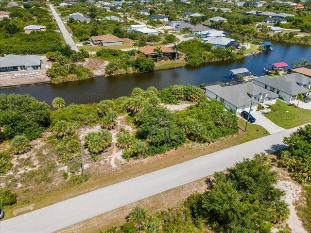 10120 WINNIPEG STREET, Port Charlotte, FL 33981