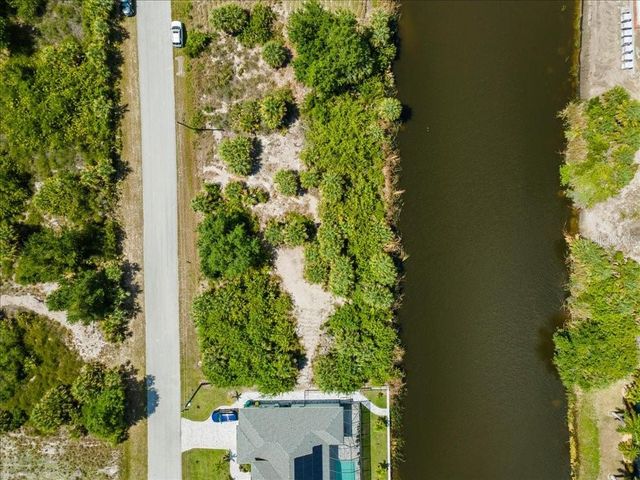 10120 WINNIPEG STREET, Port Charlotte, FL 33981