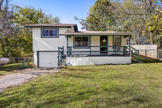 2564 West Farm Road 80, Springfield, MO 65803