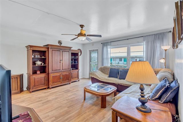 5940 21ST STREET N 11, St Petersburg, FL 33714