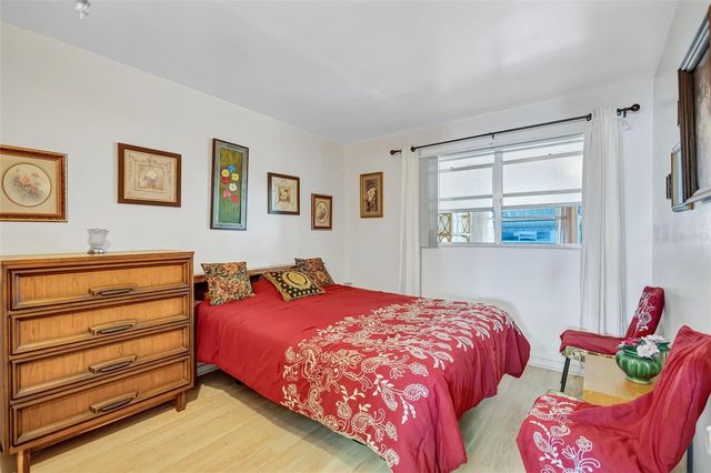 5940 21ST STREET N 11, St Petersburg, FL 33714