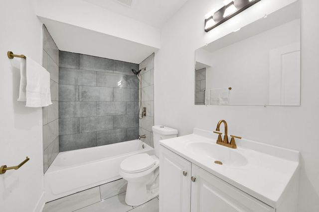 1263 Mackinaw Avenue, Calumet City, IL 60409