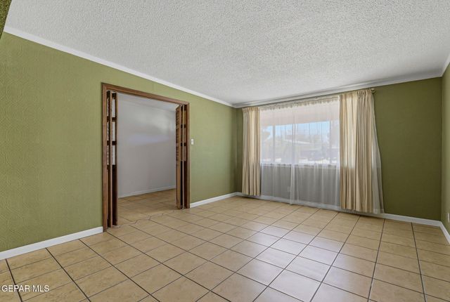 10161 BERMUDA Avenue, El Paso, TX 79925