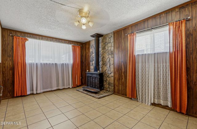 10161 BERMUDA Avenue, El Paso, TX 79925
