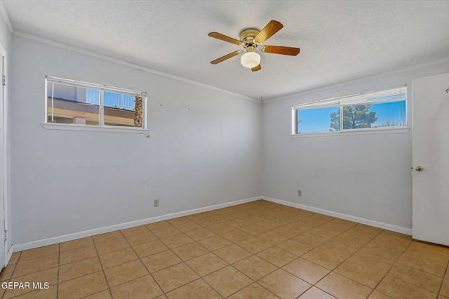 10161 BERMUDA Avenue, El Paso, TX 79925