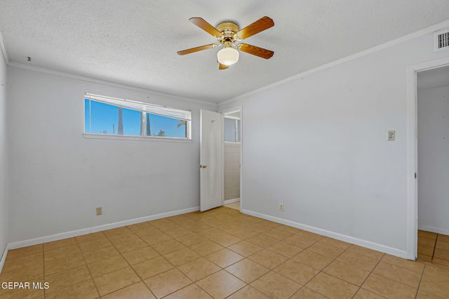 10161 BERMUDA Avenue, El Paso, TX 79925