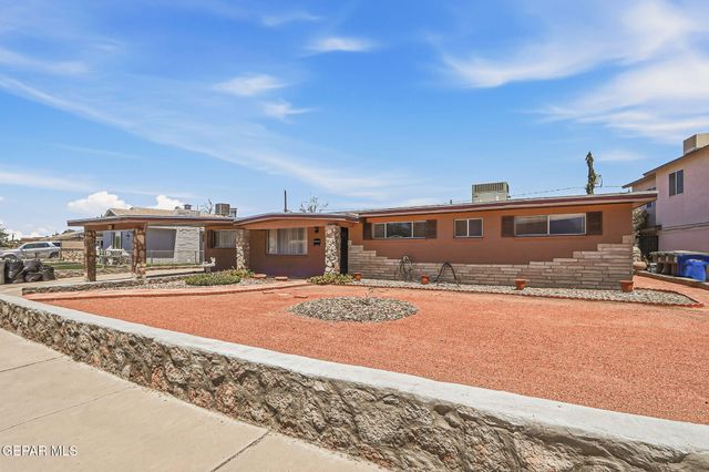 10161 BERMUDA Avenue, El Paso, TX 79925