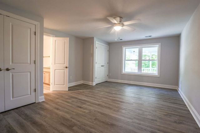 4271 McLamb Ave., Little River, SC 29566