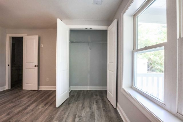 4271 McLamb Ave., Little River, SC 29566