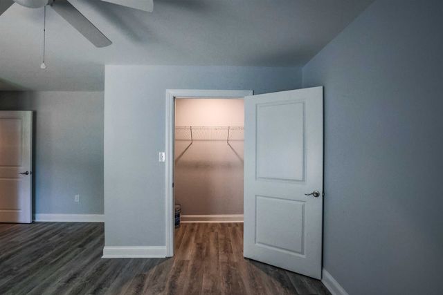 4271 McLamb Ave., Little River, SC 29566