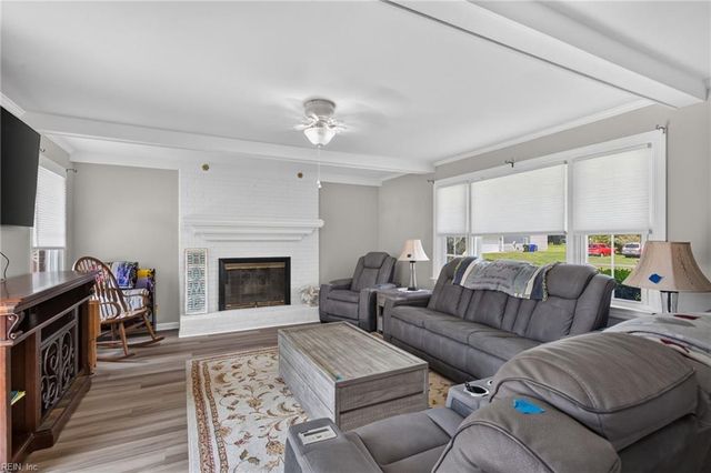 4876 Nansemond PW, Suffolk, VA 23435