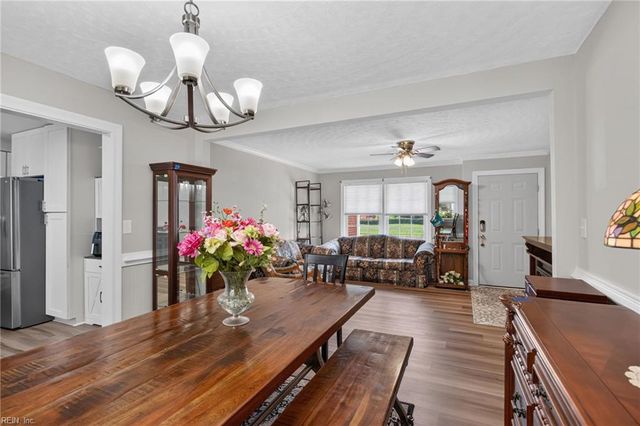 4876 Nansemond PW, Suffolk, VA 23435