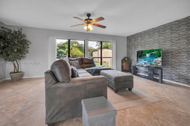 1803 E Easy St, Fort Pierce, FL 34982