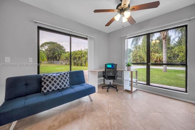 1803 E Easy St, Fort Pierce, FL 34982