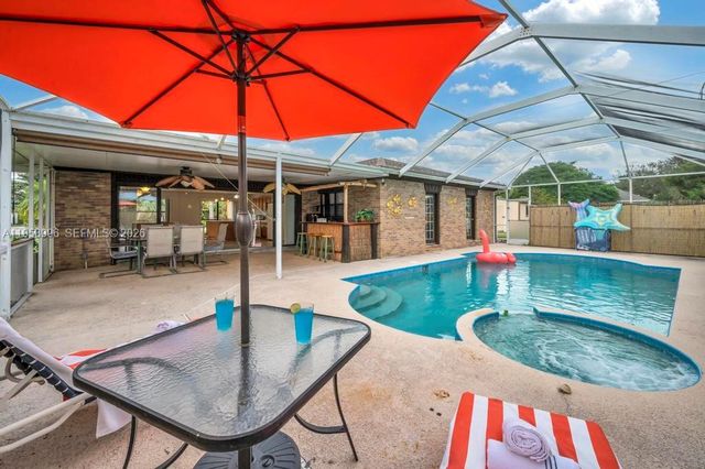 1803 E Easy St, Fort Pierce, FL 34982