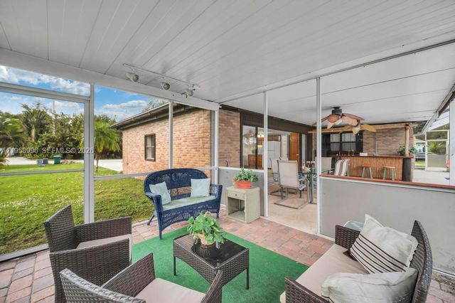 1803 E Easy St, Fort Pierce, FL 34982