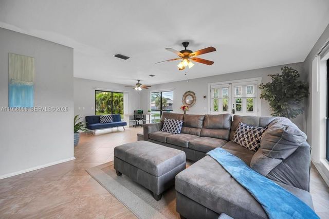 1803 E Easy St, Fort Pierce, FL 34982